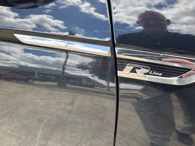2019 Volkswagen Tiguan 2.0T SEL R-Line