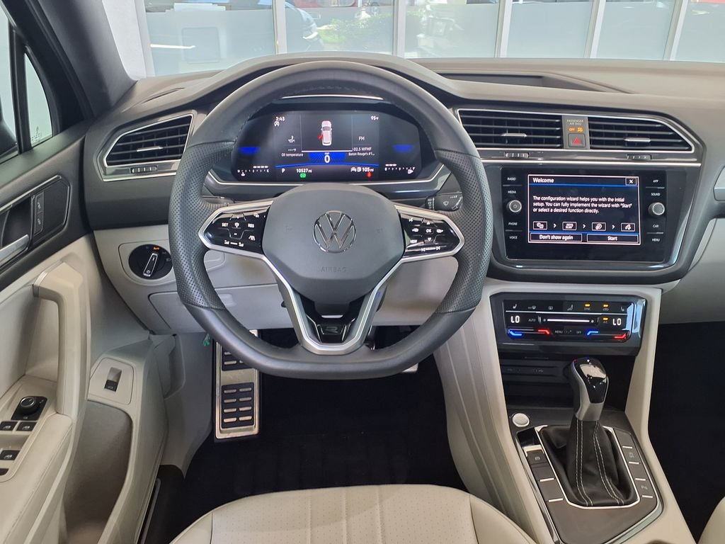 2024 Volkswagen Tiguan 2.0T SE R-Line Black