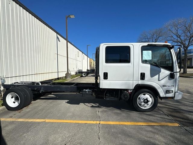 2025 Isuzu NPR N SERIES