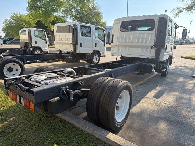 2025 Isuzu NPR N SERIES
