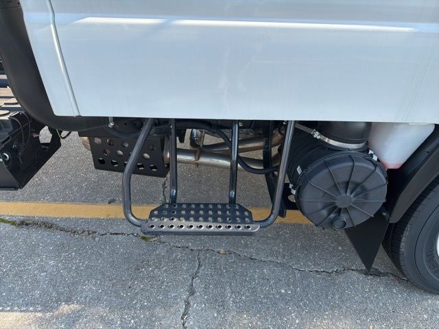 2025 Isuzu NPR N SERIES