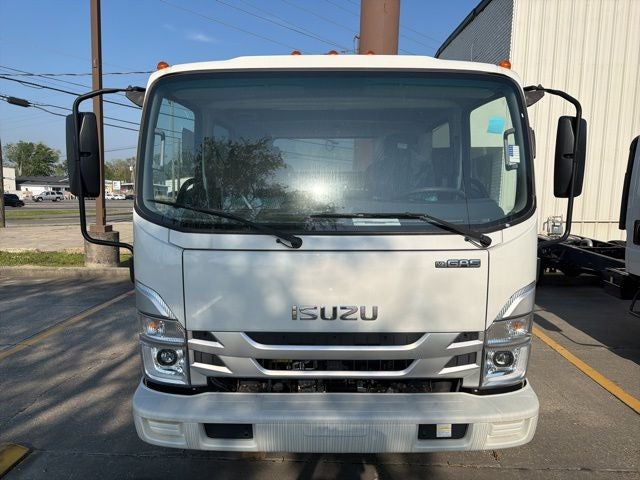 2025 Isuzu NPR N SERIES