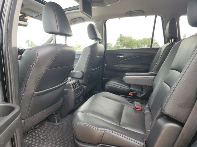 2021 Honda Pilot Touring 7 Passenger