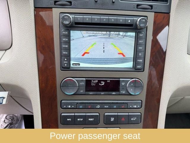 2012 Lincoln Navigator Base