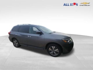 2020 Nissan Pathfinder SV