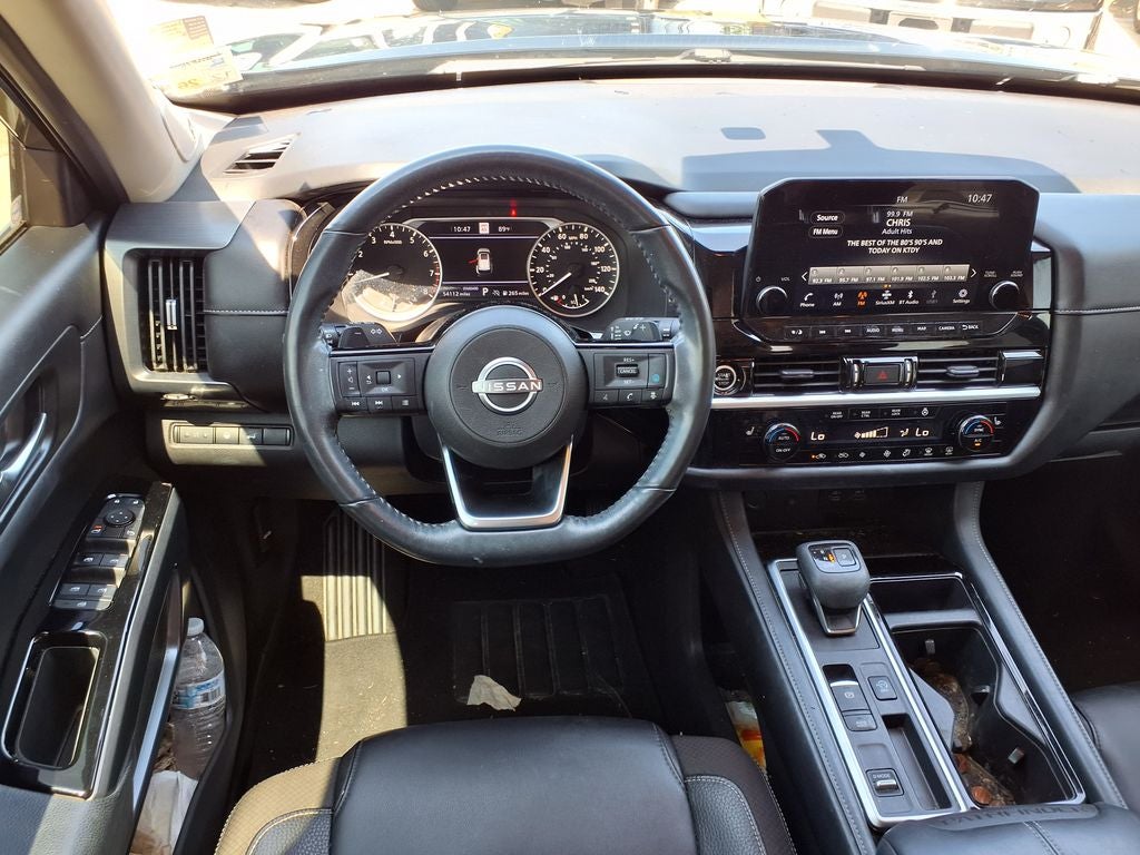 2022 Nissan Pathfinder SL