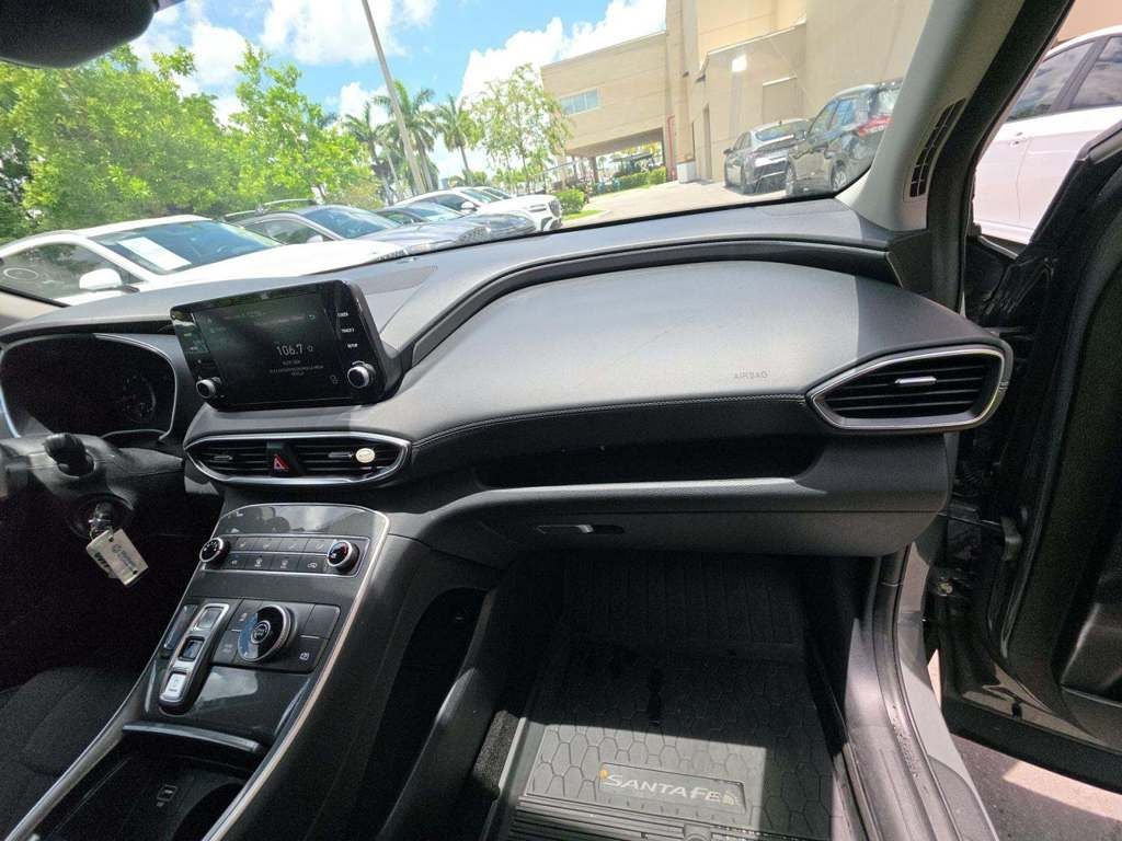 2023 Hyundai Santa Fe SE