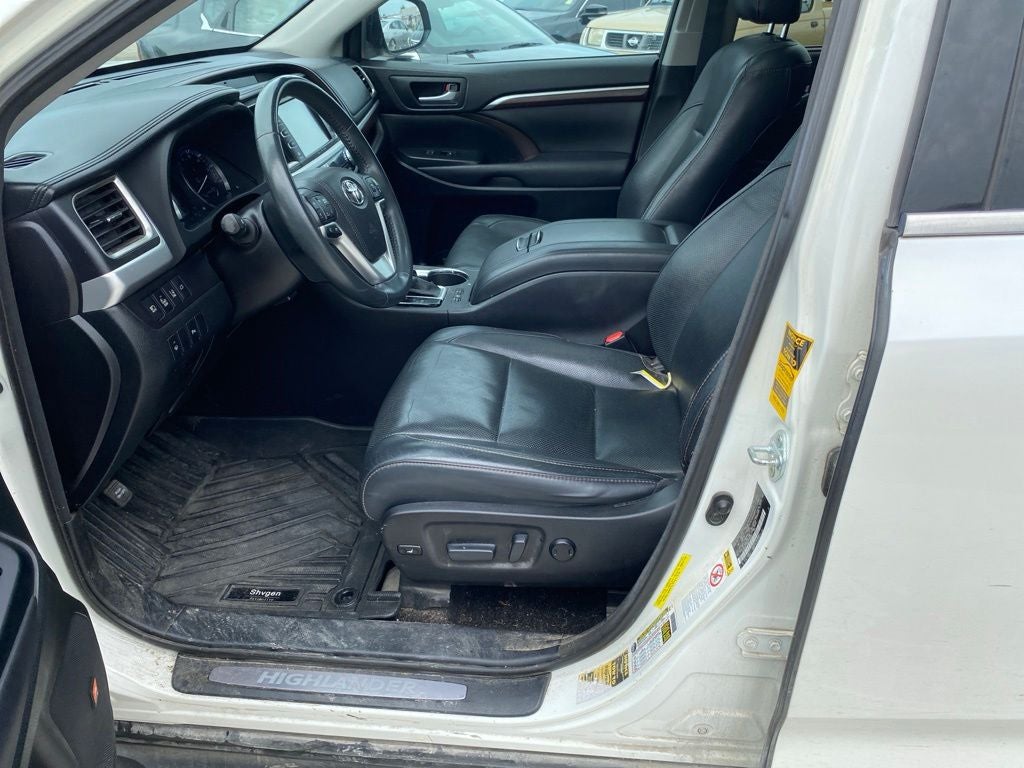 2016 Toyota Highlander Limited