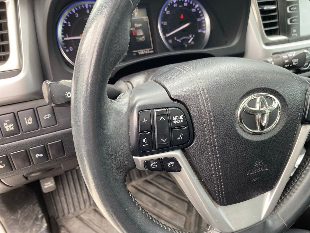 2016 Toyota Highlander Limited