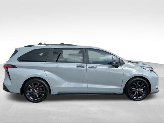 2025 Toyota Sienna XSE 7 Passenger