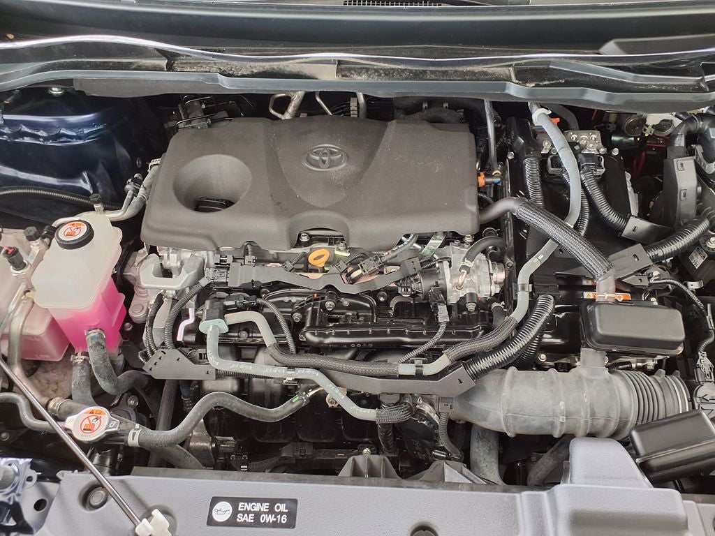 2022 Toyota Sienna LE 8 Passenger
