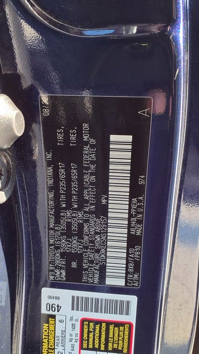 2022 Toyota Sienna LE 8 Passenger
