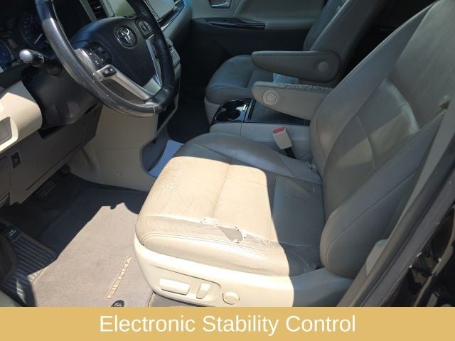 2016 Toyota Sienna XLE 7 Passenger