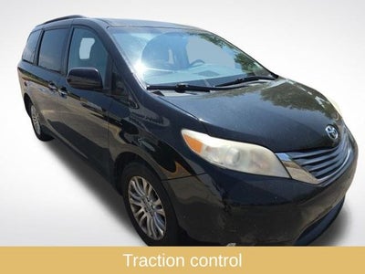 2016 Toyota Sienna XLE 7 Passenger