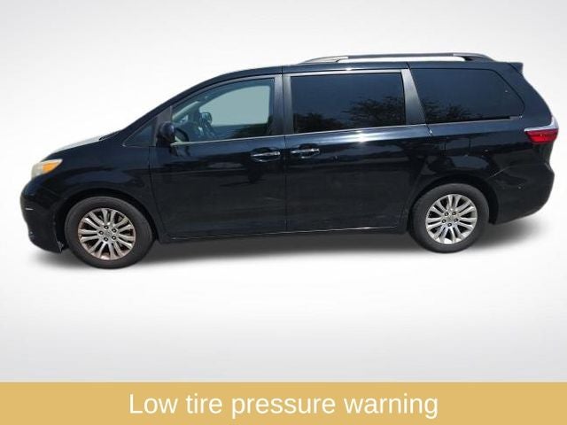 2016 Toyota Sienna XLE 7 Passenger