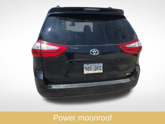 2016 Toyota Sienna XLE 7 Passenger