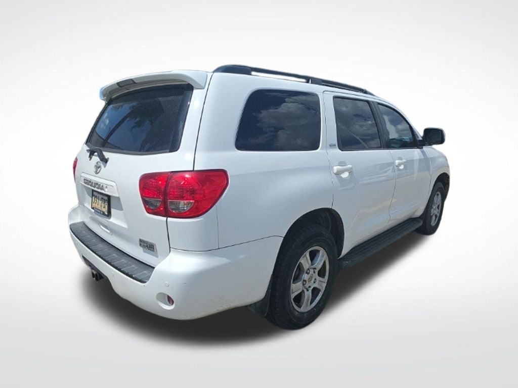 2017 Toyota Sequoia SR5 5.7L