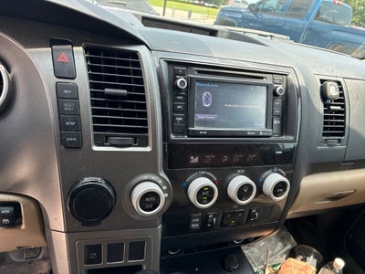 2017 Toyota Sequoia SR5 5.7L