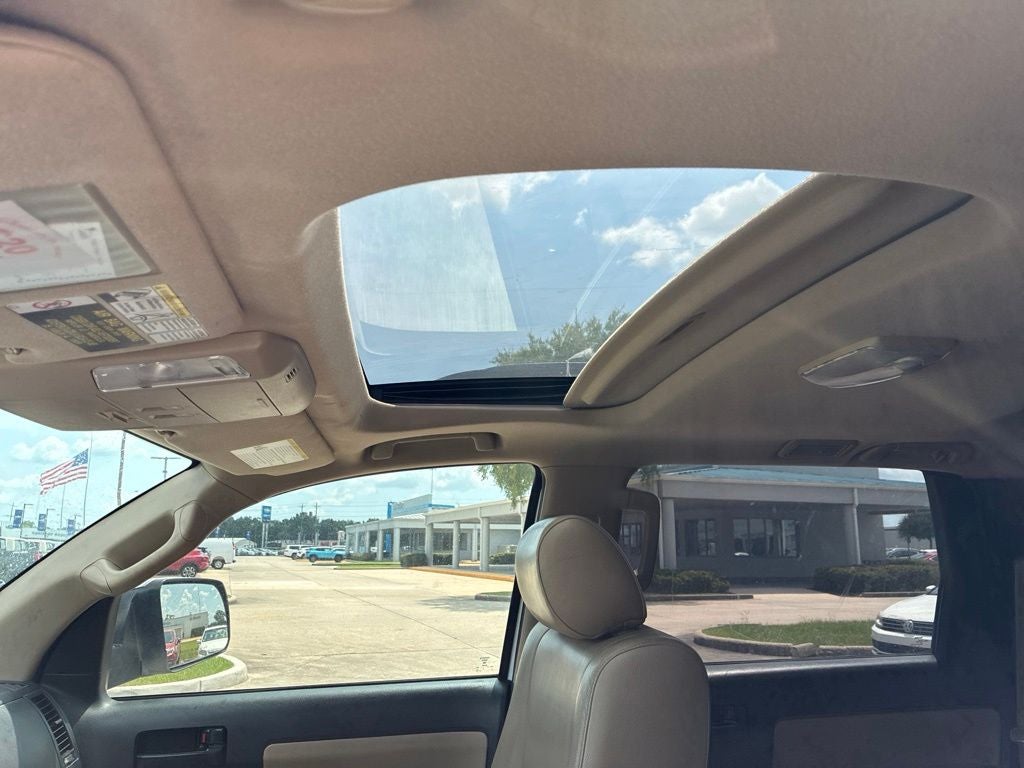 2017 Toyota Sequoia SR5 5.7L