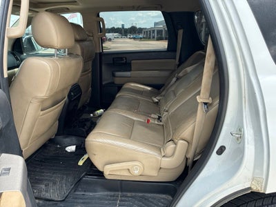 2017 Toyota Sequoia SR5 5.7L
