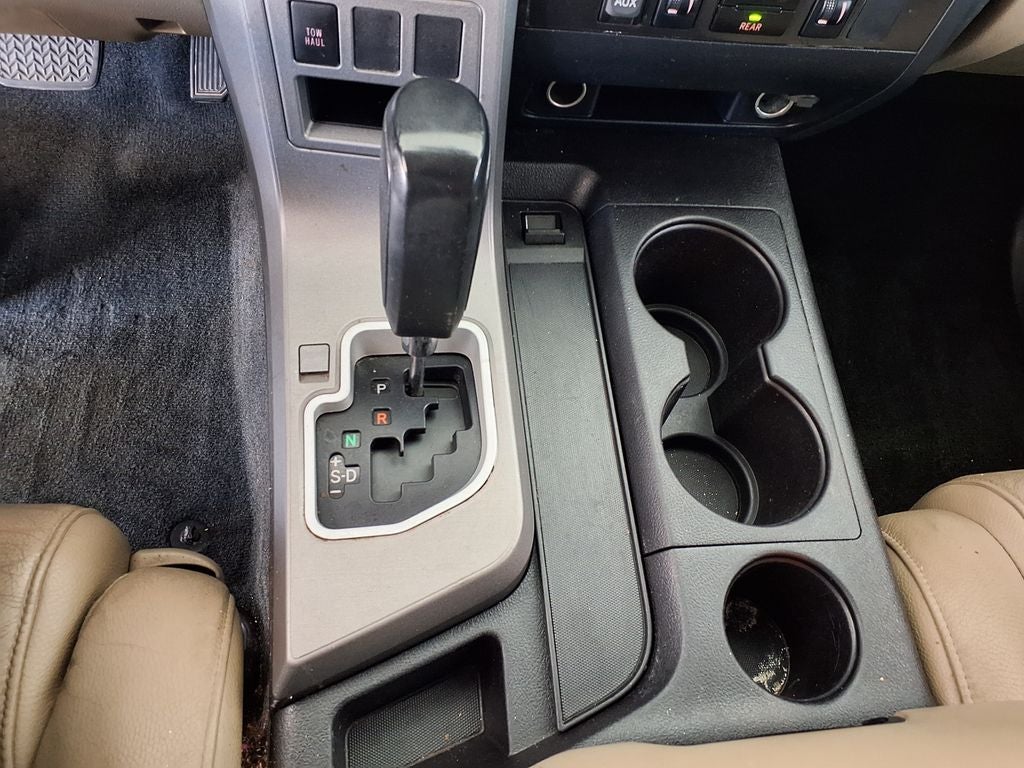 2017 Toyota Sequoia SR5 5.7L