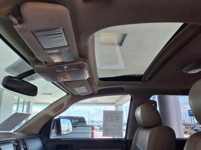 2017 Toyota Sequoia SR5 5.7L
