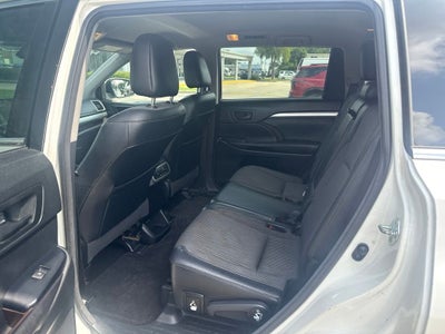 2017 Toyota Highlander LE Plus