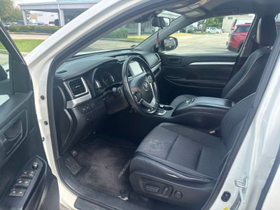 2017 Toyota Highlander LE Plus