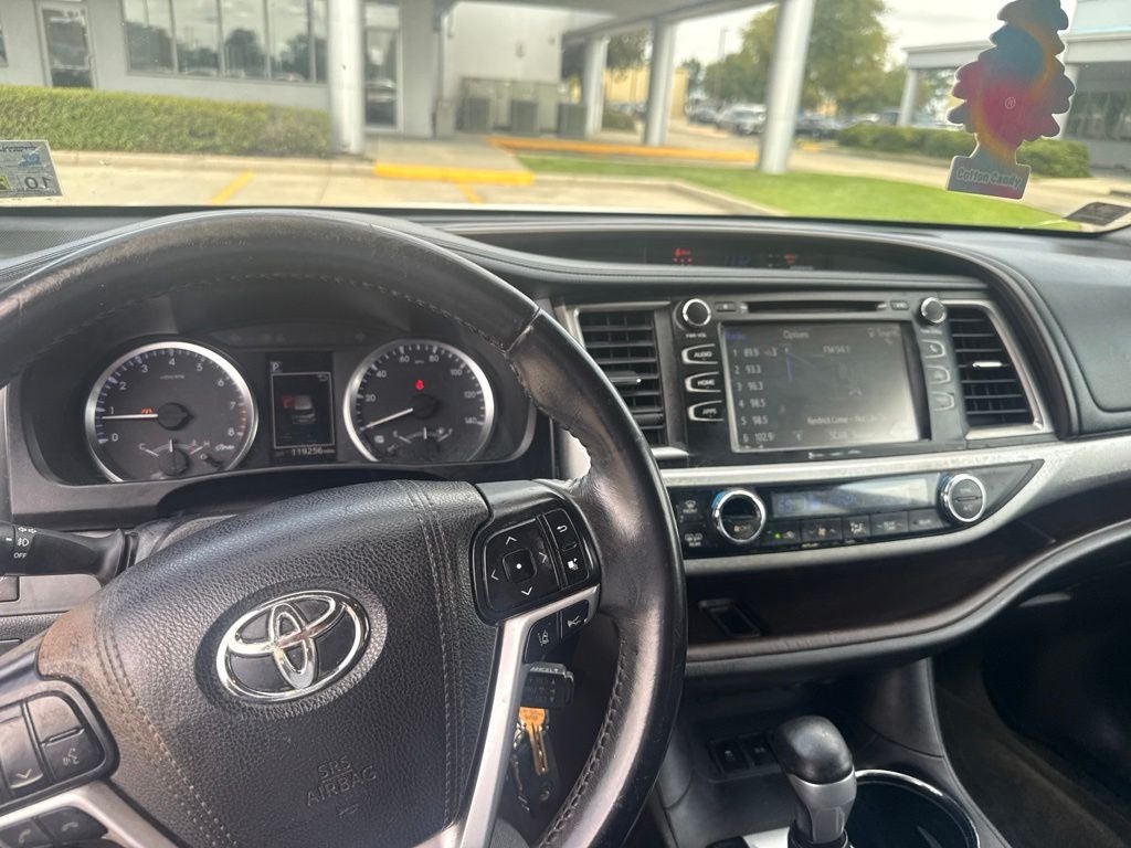 2017 Toyota Highlander LE Plus