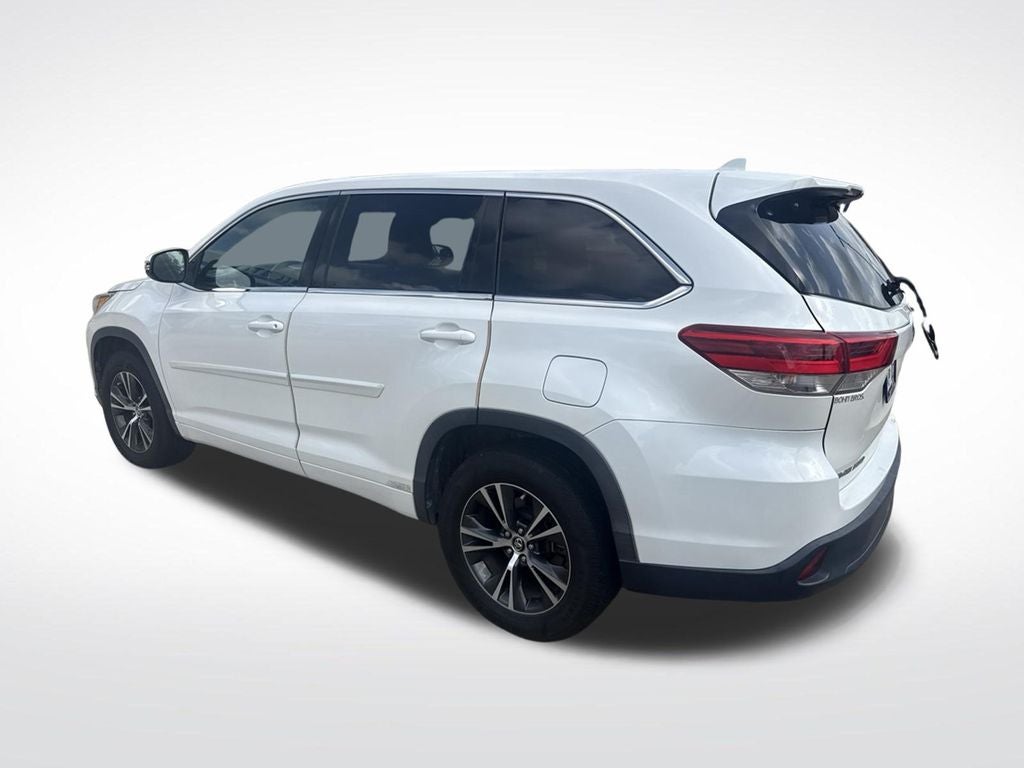 2017 Toyota Highlander LE Plus