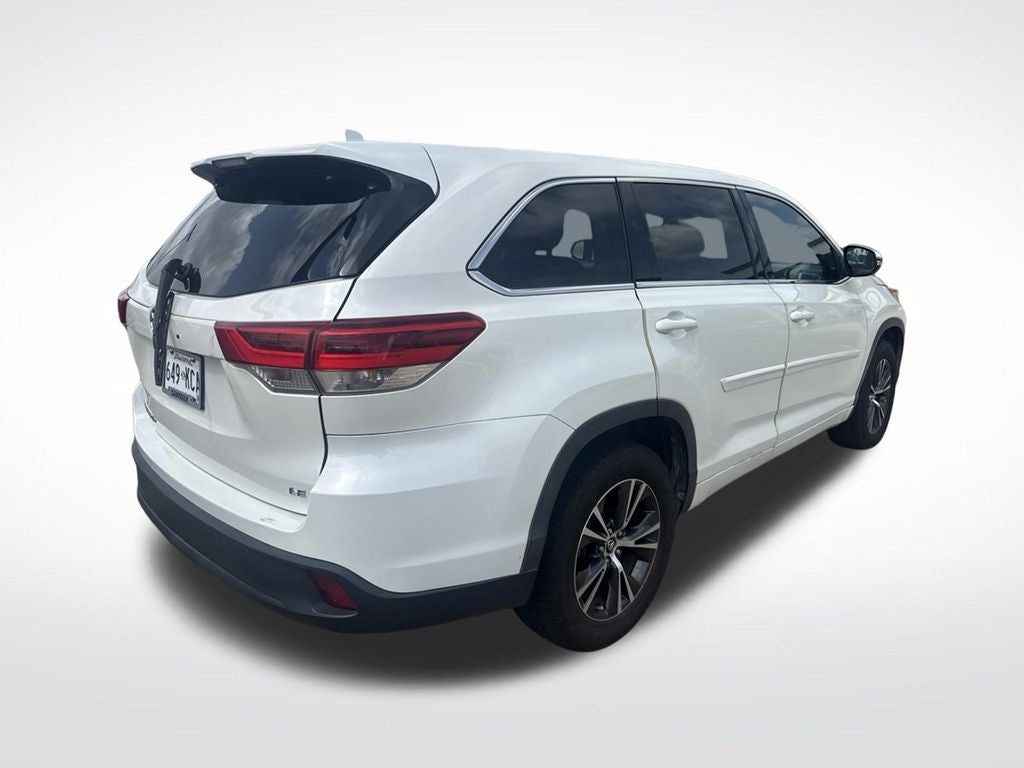 2017 Toyota Highlander LE Plus