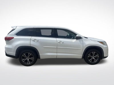 2017 Toyota Highlander LE Plus