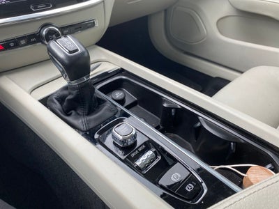 2020 Volvo S60 T5 Momentum