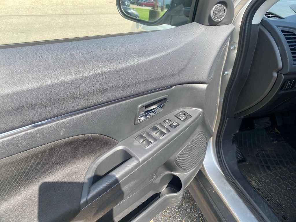 2024 Mitsubishi Outlander Sport 2.0 ES