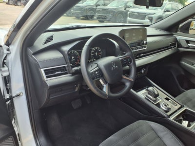 2023 Mitsubishi Outlander Ralliart