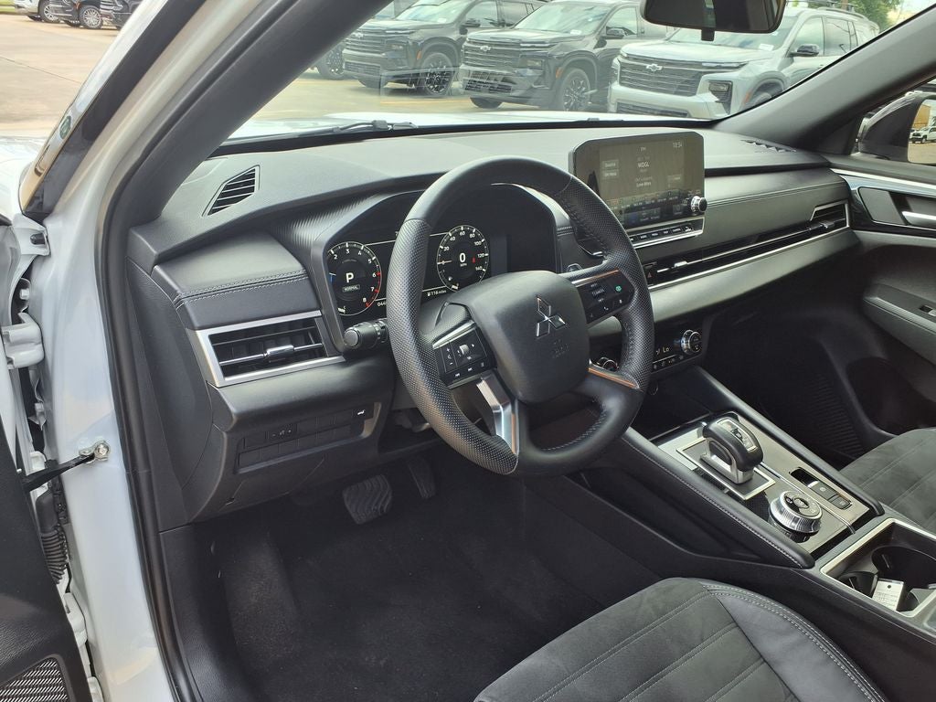 2023 Mitsubishi Outlander Ralliart