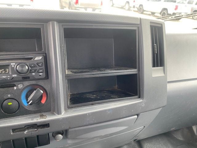 2019 Isuzu NPR 5.2L I4 F