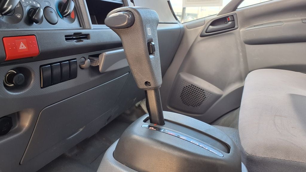 2019 Isuzu NPR 5.2L I4 F