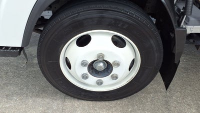 2019 Isuzu NPR 5.2L I4 F