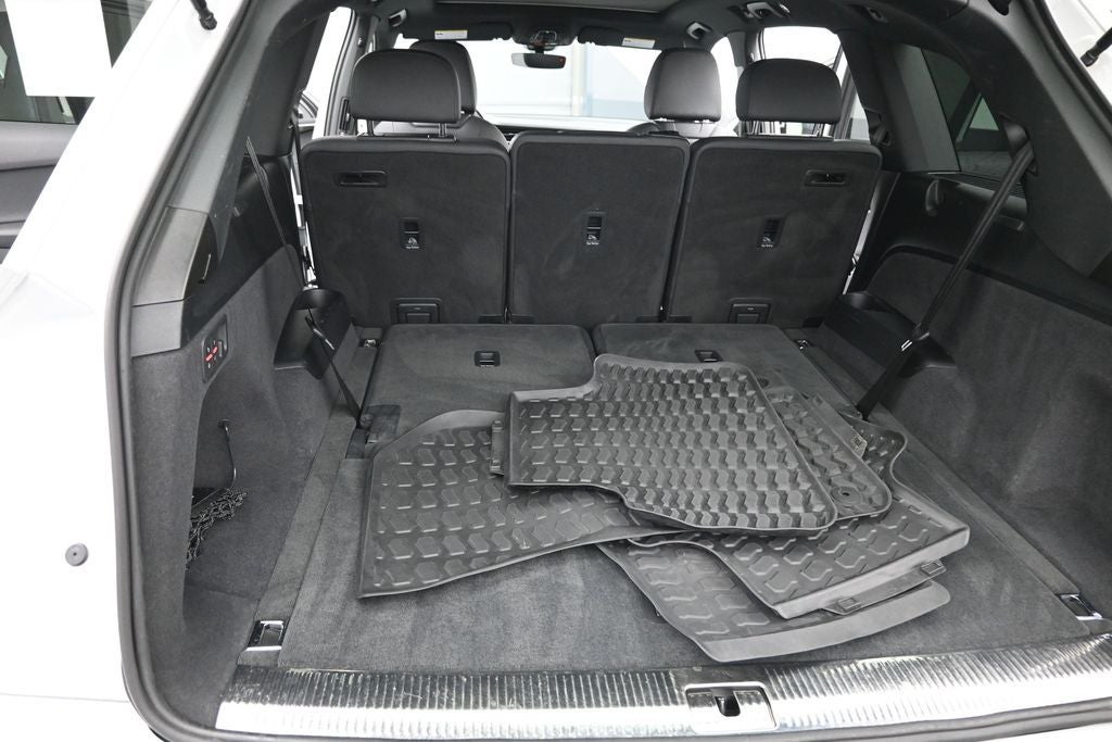 2023 Audi Q7 55 Premium quattro