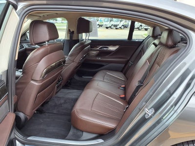 2018 BMW 7 Series 740i