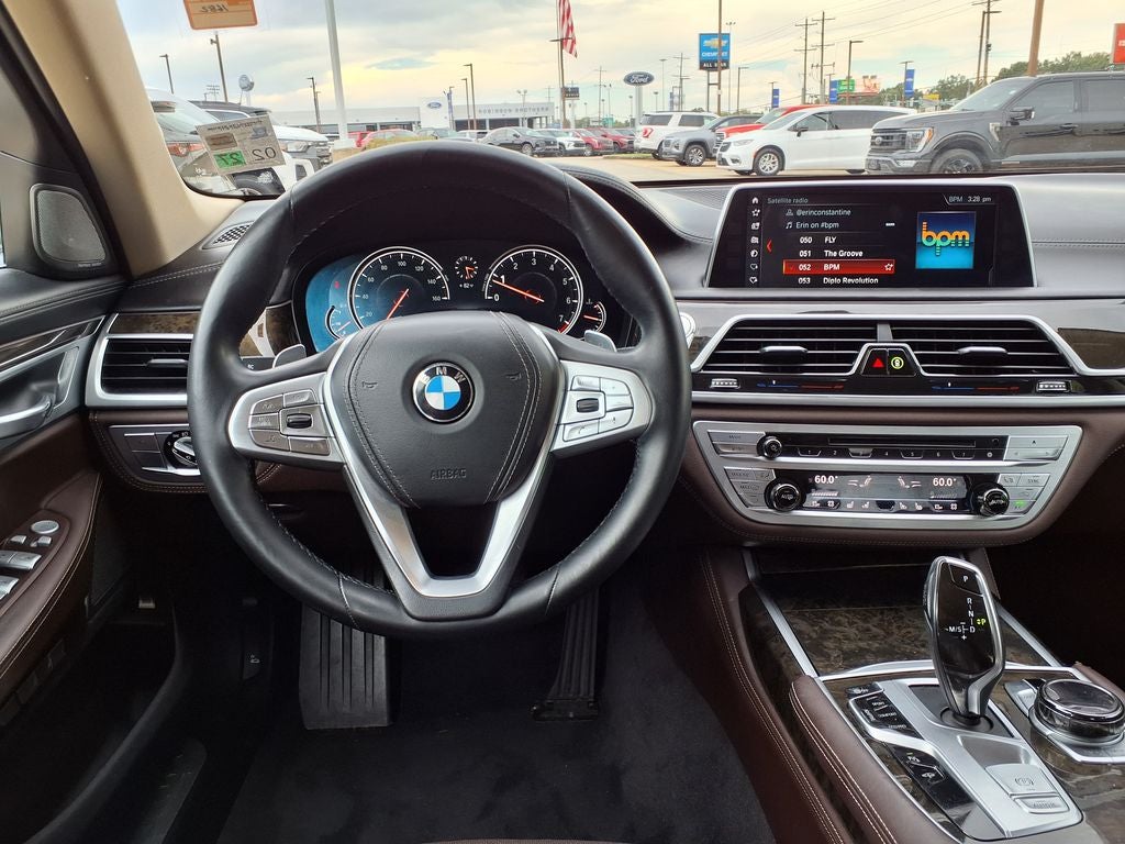 2018 BMW 7 Series 740i