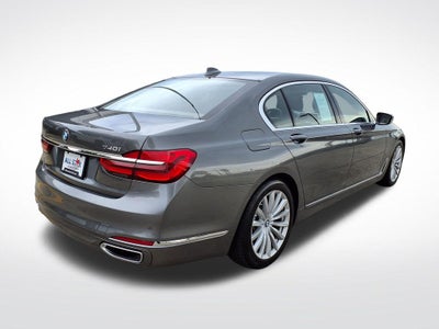 2018 BMW 7 Series 740i