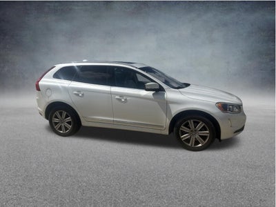 2017 Volvo XC60 T5 Inscription