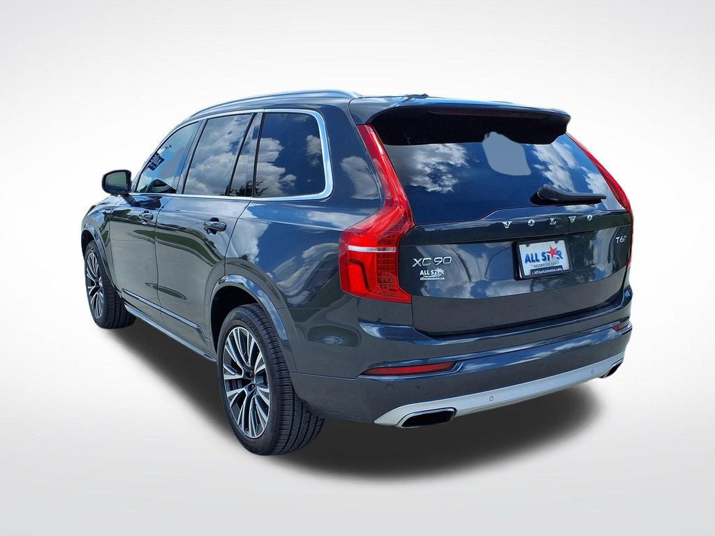 2021 Volvo XC90 T6 Momentum