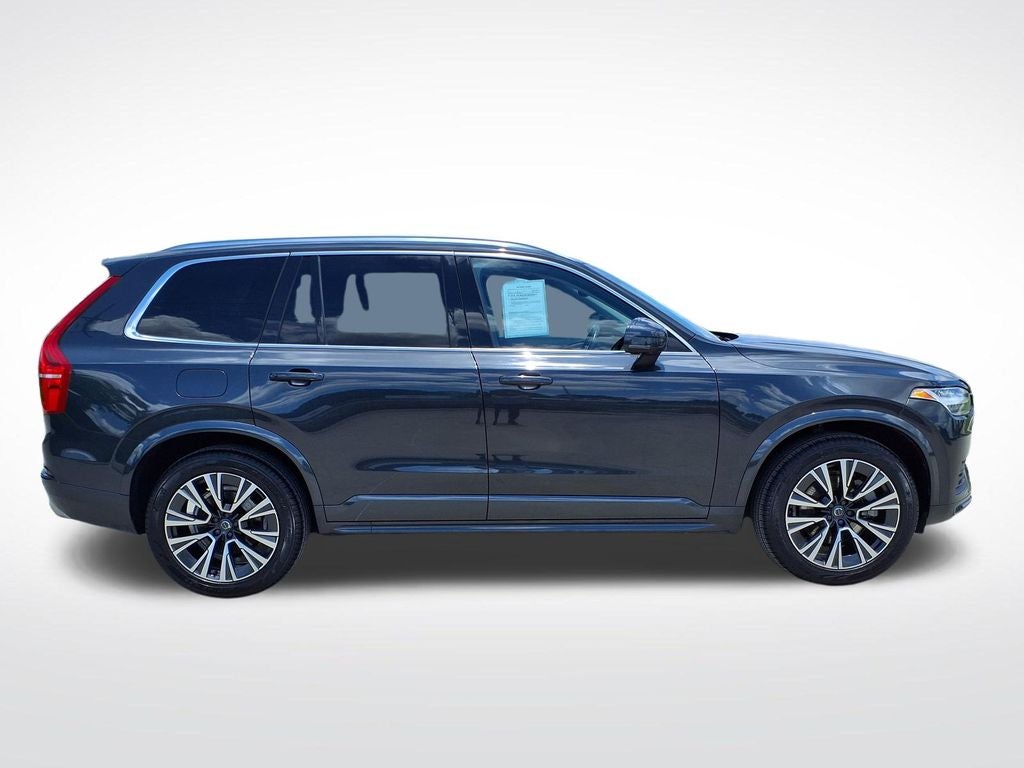 2021 Volvo XC90 T6 Momentum