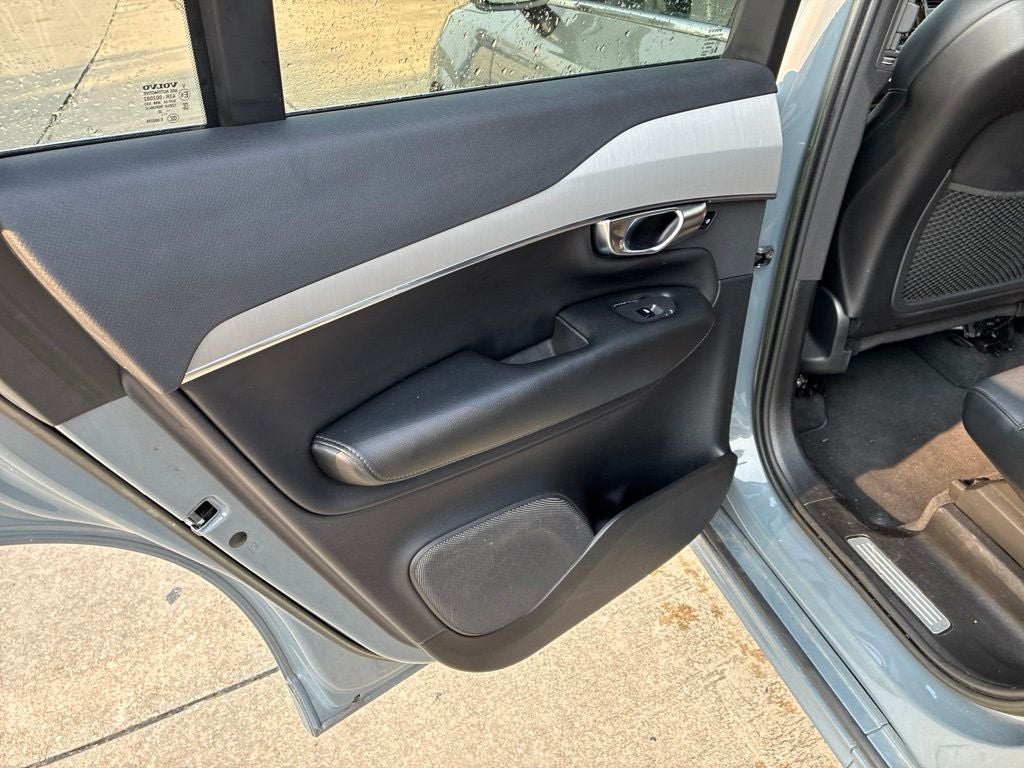 2023 Volvo XC90 B5 Core