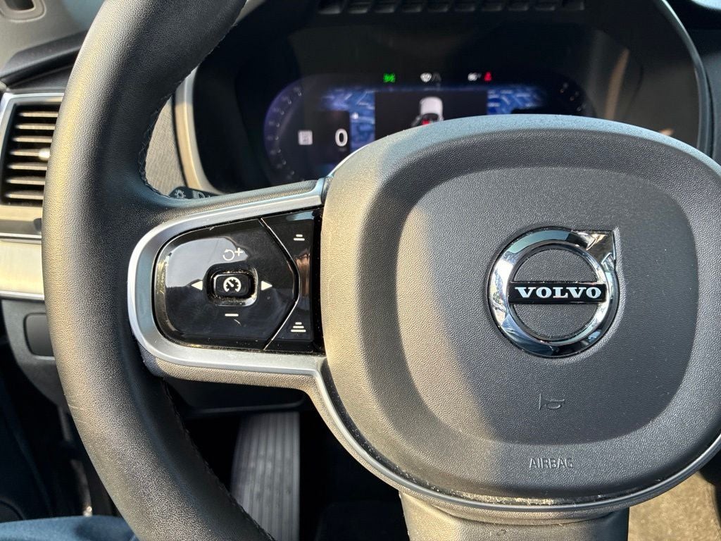 2023 Volvo XC90 B5 Core
