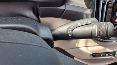 2023 Volvo XC40 Ultimate
