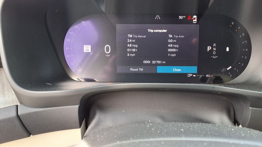 2023 Volvo XC40 Ultimate